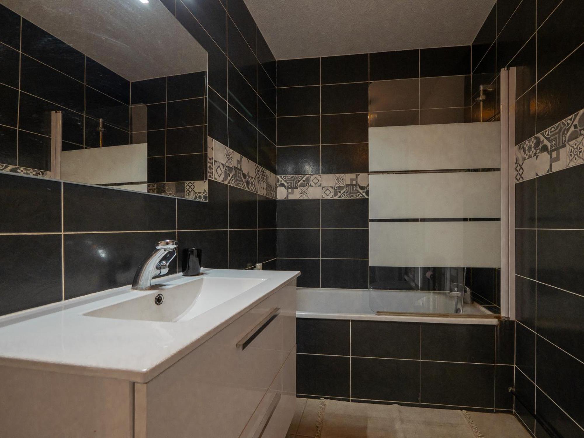 Appartement Chaleureux Avec 2 Grandes Chambres Saint-Rambert-dʼAlbon Zewnętrze zdjęcie