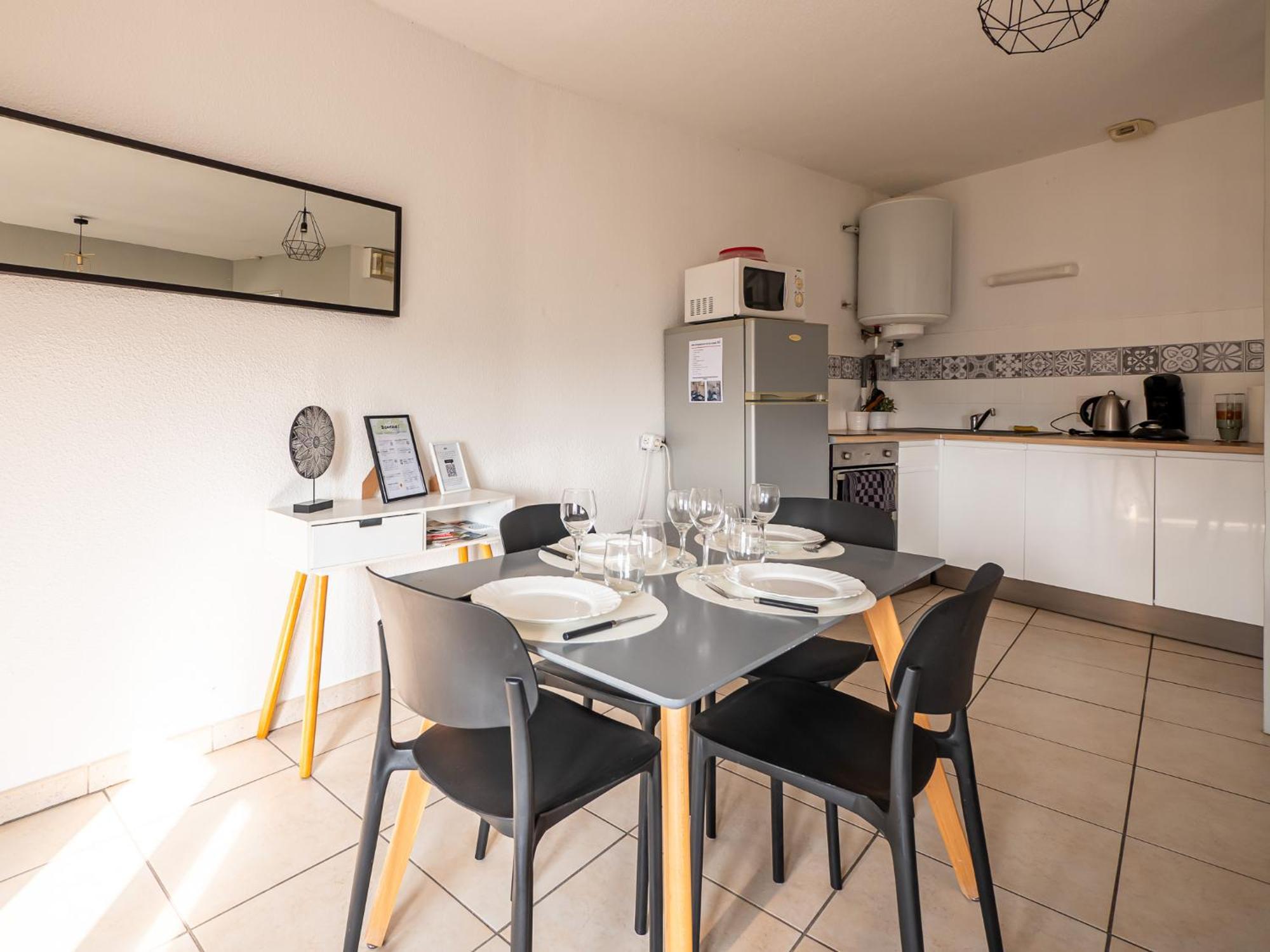 Appartement Chaleureux Avec 2 Grandes Chambres Saint-Rambert-dʼAlbon Zewnętrze zdjęcie